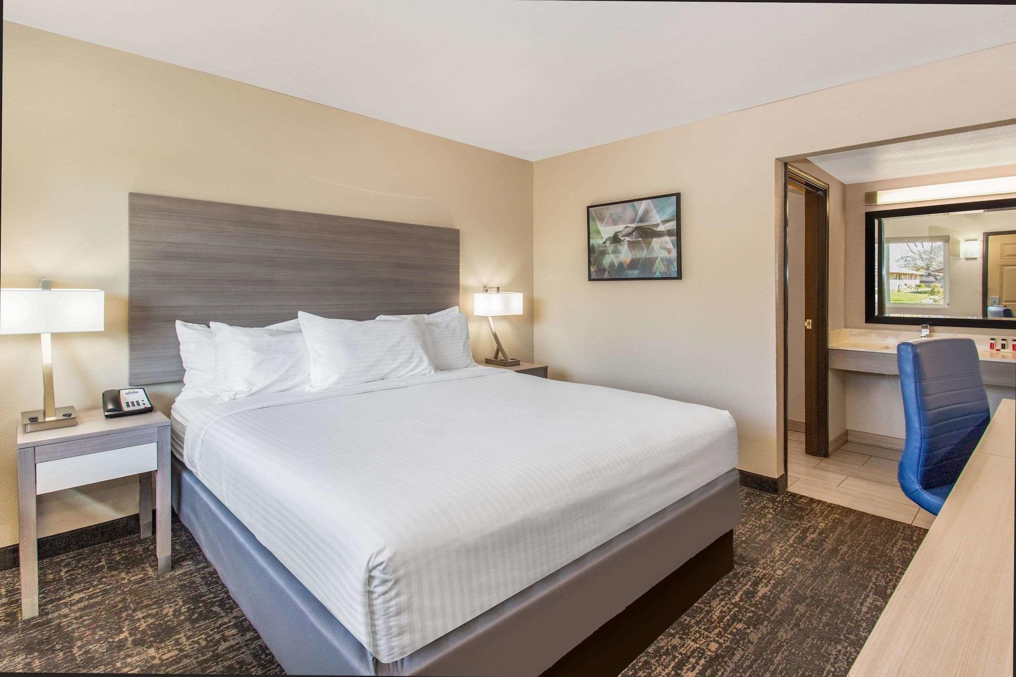 Days Inn Merced / Yosemite Area Exterior photo